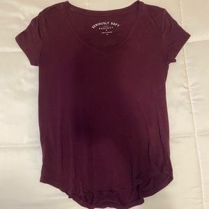 aeropostale v-neck burgundy tee